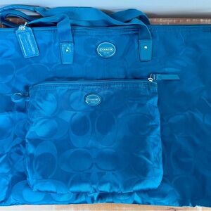 COACH packable travel tote in Teal
